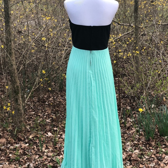 Ruby Rox Mint Green Dress - Picture 4 of 8